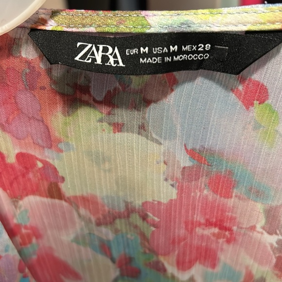 Used twice beautiful Zara dress - make an offer - Picture 3 of 4